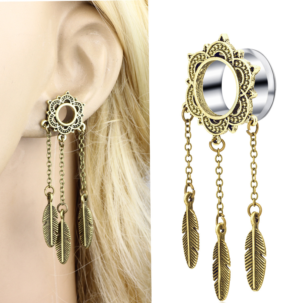 Labret piercing jewelry detail image
