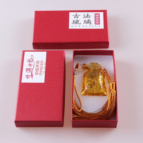 Factory direct sales glazed crystal car pendants, creative lucky bags, car trailers, car accessories, insurance company gifts, wholesale