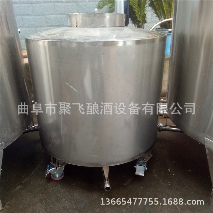 内蒙厂家供应立式加厚密封1吨不锈钢储酒罐 各种型号储存罐价格低