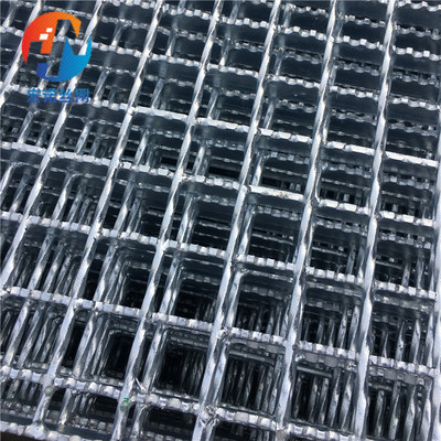 热镀锌防滑钢格板 异形重型锯齿钢格板 楼梯踏步钢格栅板 可定制