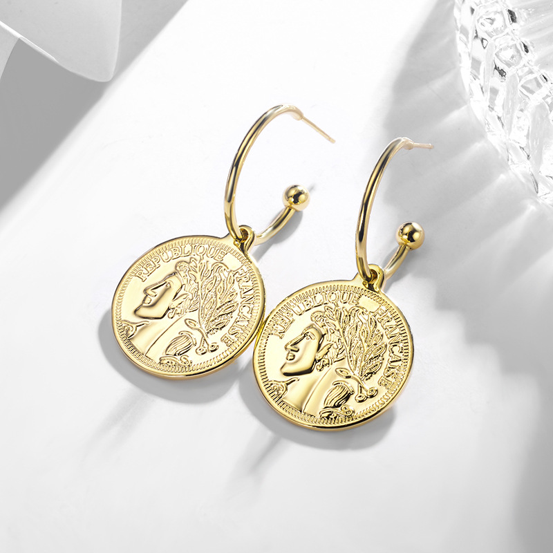 ŷ¿ԲƬŮԽӲ ƻ 821725