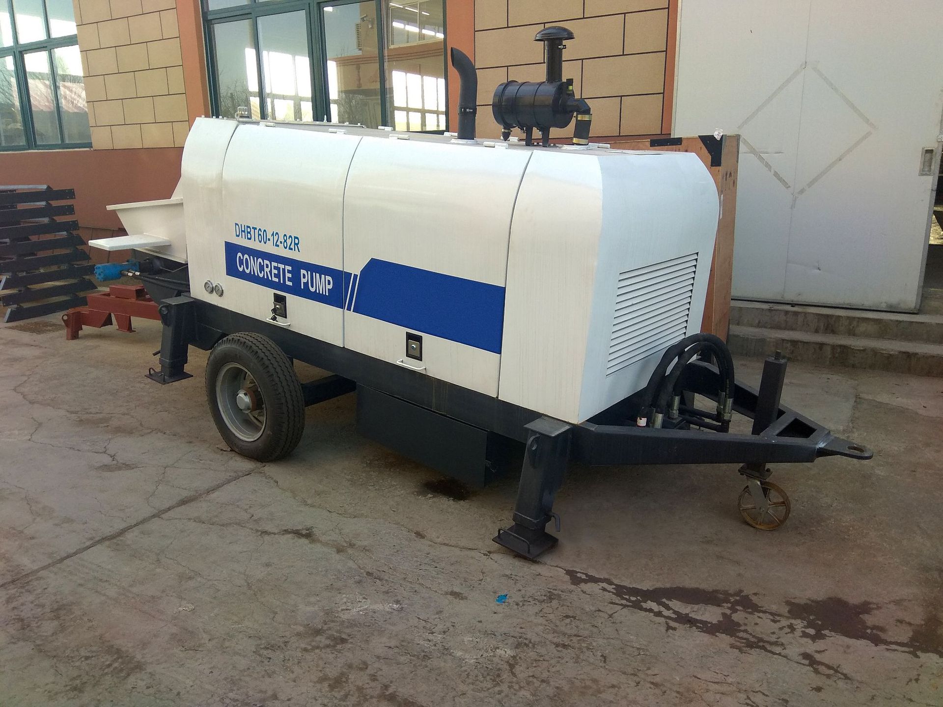 60柴油机地泵 混凝土柴油动力拖泵 HBTS60-12-82R泵机 混凝土拖泵