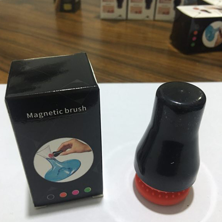 New Spot Magnetic Spot Scrubbe Magnetic cleaning brush for cleaning glass inner squash