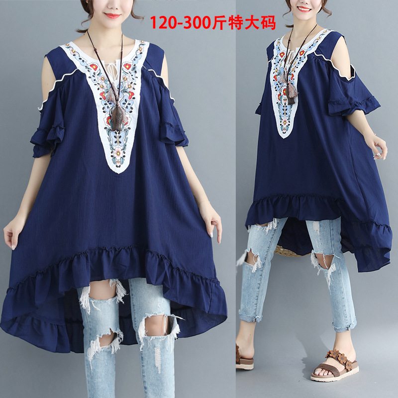 加肥300斤大码女装荷叶边露肩中长款胖mm民族风刺绣连衣裙18104