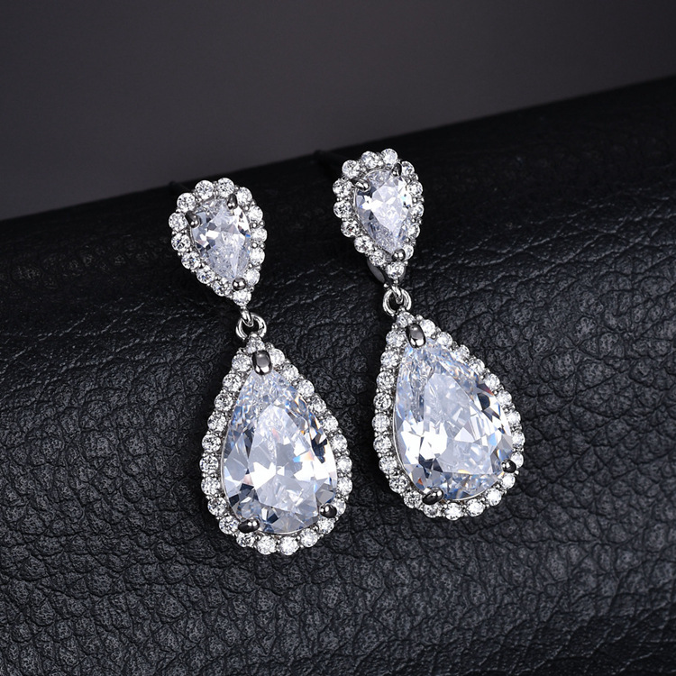 1 Pair Casual Shiny Water Droplets Plating Inlay Copper Zircon Drop Earrings display picture 2