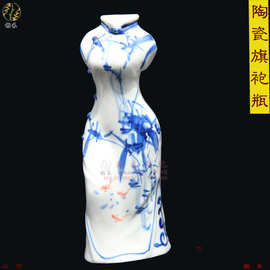 陶瓷花瓶旗袍摆件手绘青花瓷中国风家居装饰旅游工艺品