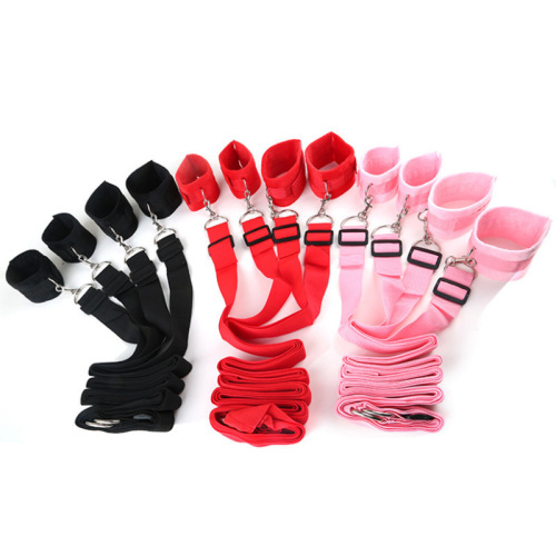 Adult sex toy bondage bed binding strap couple couple bed hand and foot cuffs short plush props