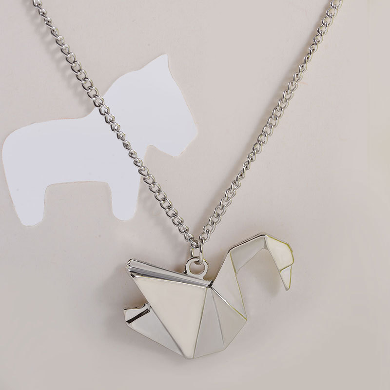 Papier Grue Creux Origami Pigeon Long Animal Collier Colombe De Paix Pendentif Collier Approvisionnement Du Commerce Extérieur display picture 2