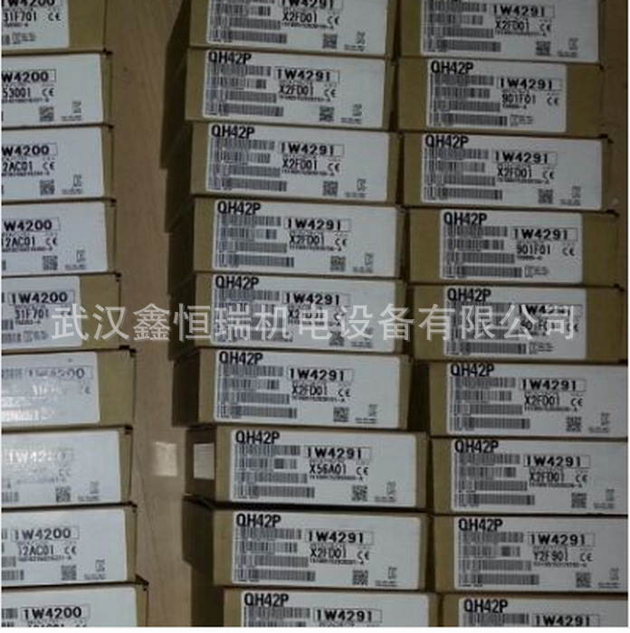 三菱PLC模块QH42P QX48Y57 QX41Y41P现货