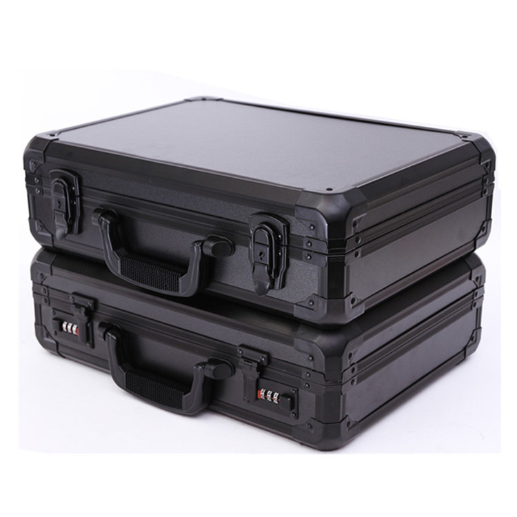 Manufactor Supplying Jiangsu Taizhou customized silvery black portable aluminium alloy tool Instrument case Shockproof