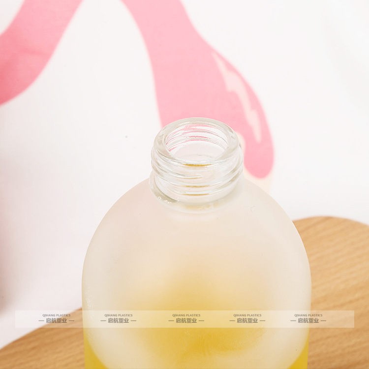 Scrub translucent Beverage bottles Tea bottle Fruit wine Aluminum cover Juice bottles tasteless Customized syrup bottles