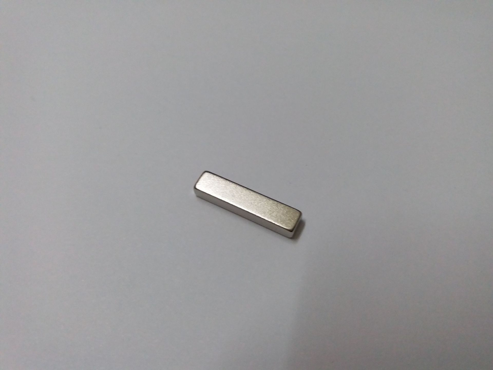 长方形强力磁铁30*5*3钕铁硼强磁 吸铁石稀土磁 磁片30x5x3强磁铁