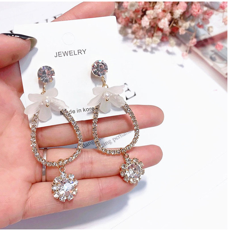 Factory direct sales of 22mm mid-hole five-petal flower Korean-style bride headwear flower acrylic scattered beads ancient-style hairpin accessories detail image 7