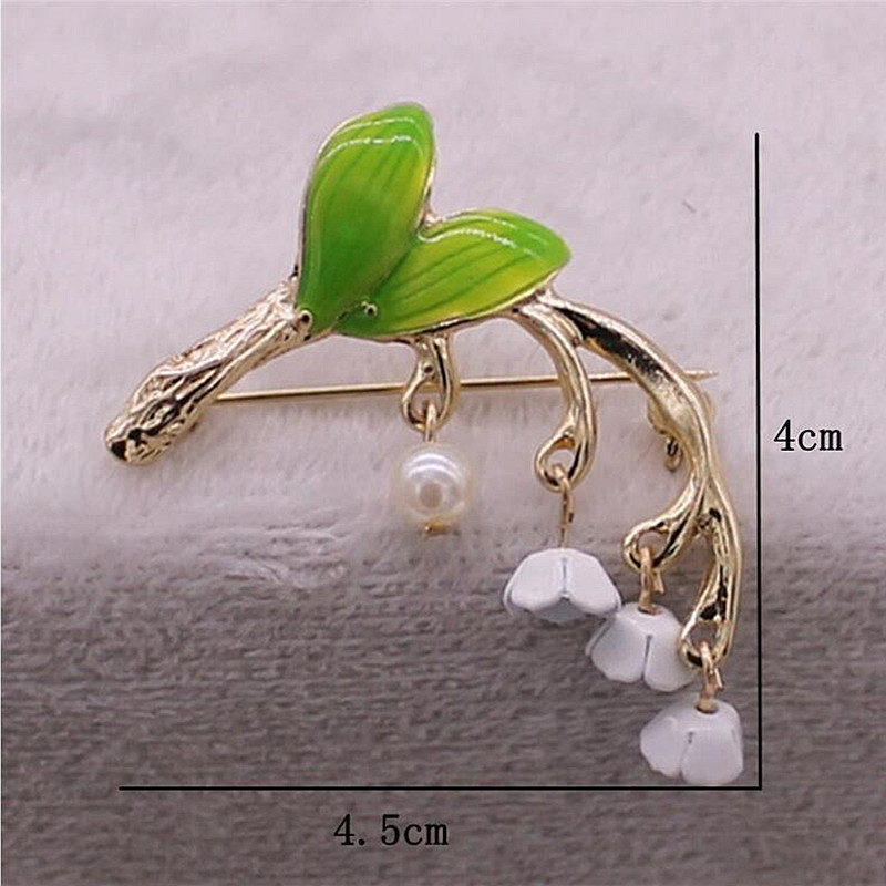 24g Weight Brooches Classification Elegant Pin Flower Imitation Pearl Alloy Plating Women'S Brooches