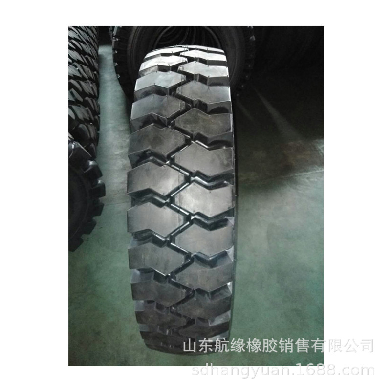 【厂家直供】1100-20矿山矿用轮胎 自卸车轮胎 加深花纹 三包轮胎