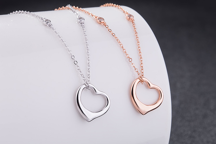 Simple Style Heart Shape Sterling Silver Plating Pendant Necklace display picture 4