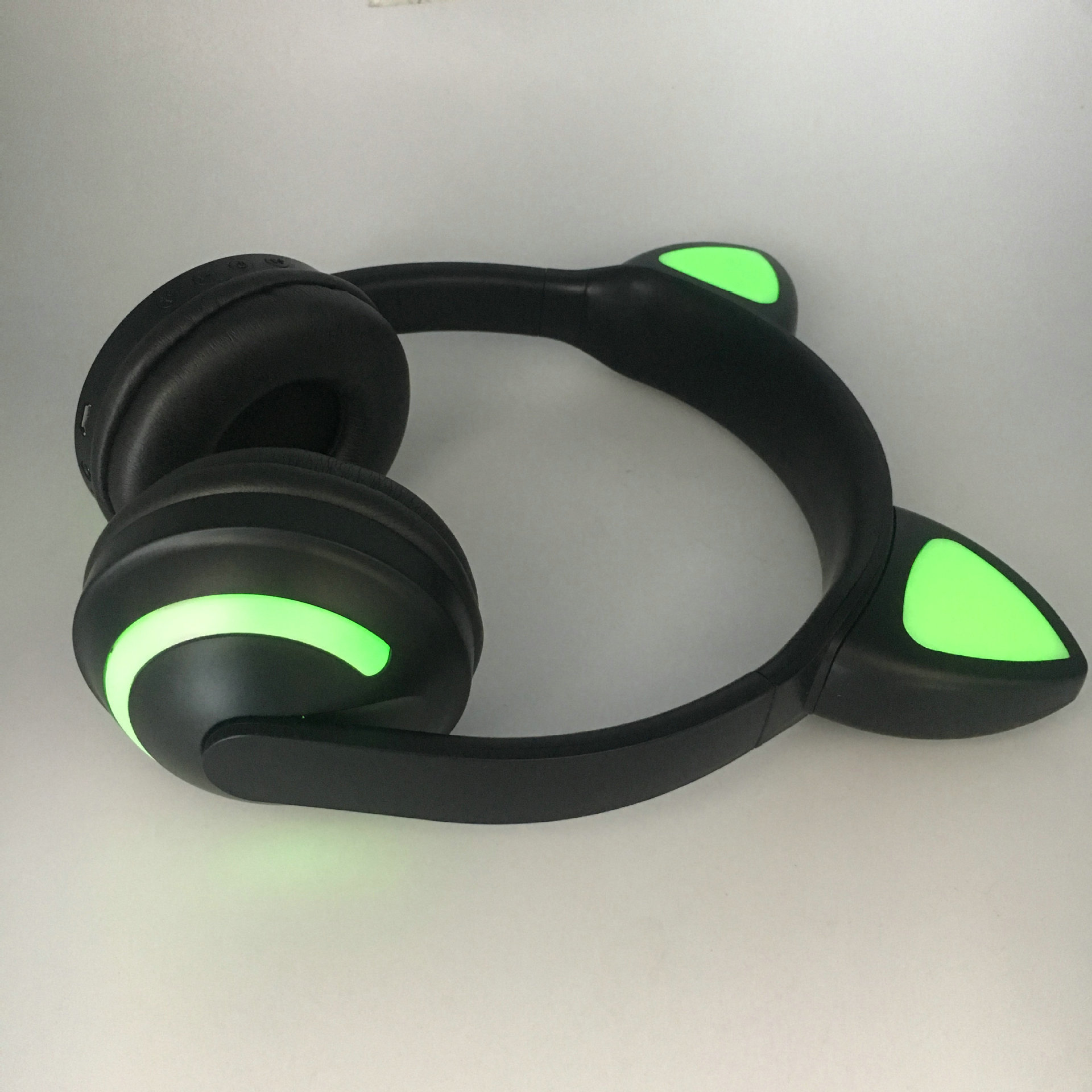 Headphones Flashing Earphone Cute Music With Cats Ear Headset Glowing