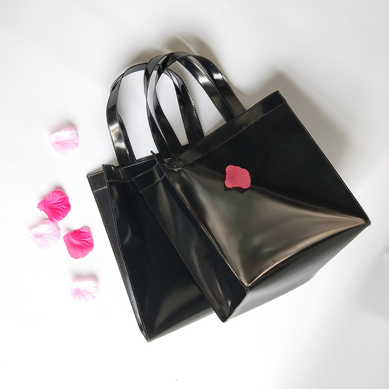 新款PVC镜面皮革购物袋 PVC光胶手提袋 展会礼保黑色袋