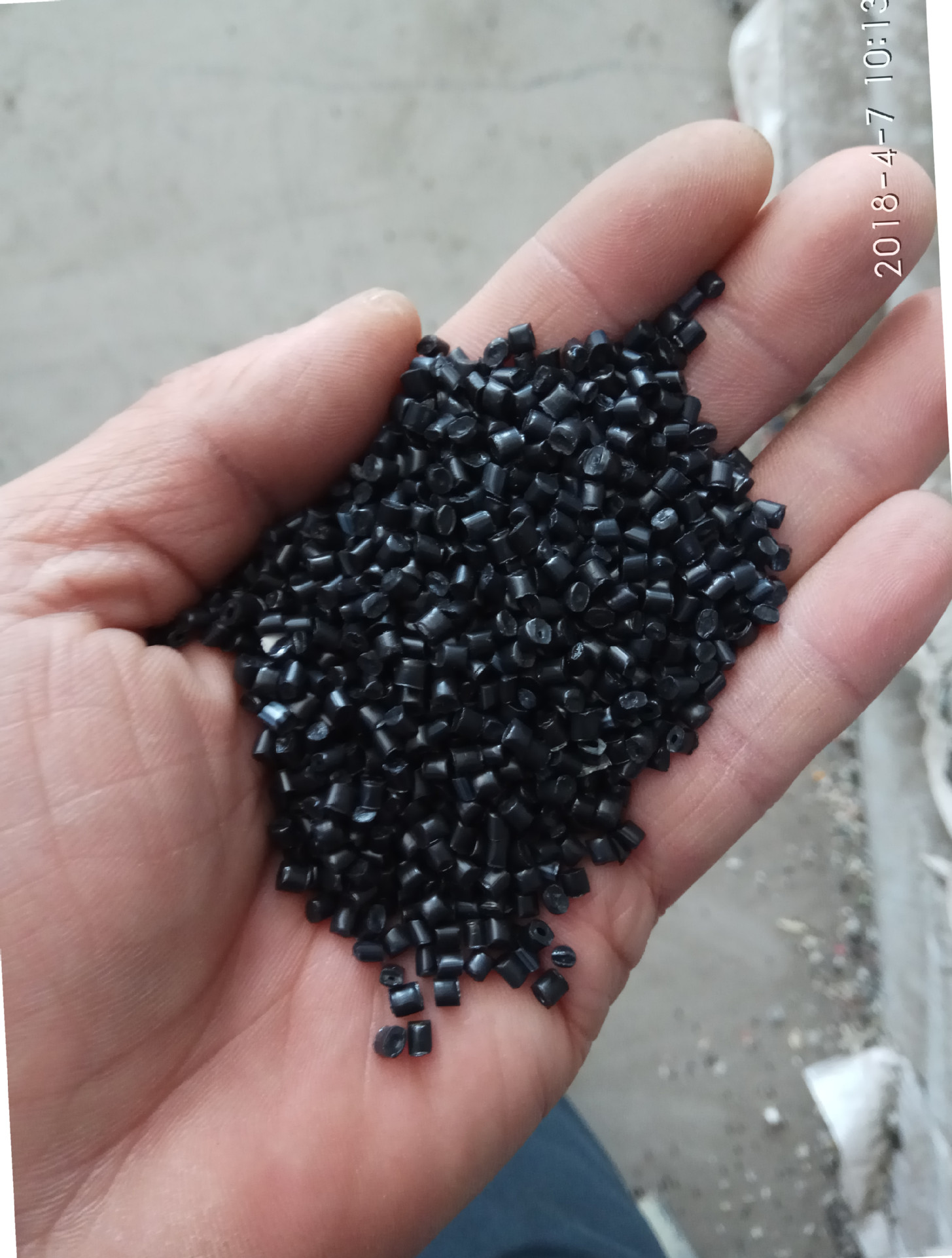 黑色电瓶壳ＰＰ颗粒注塑级耐用抗压再生半透明环保环保再生