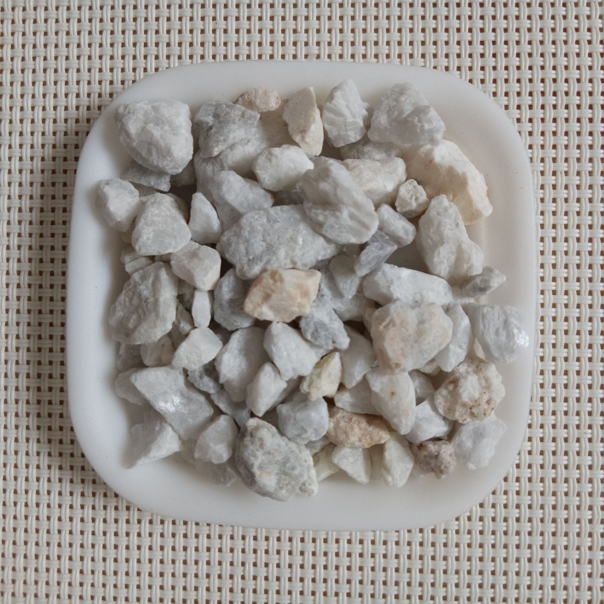 厂家销售白云石、白云石粉、石粉、白云石砂、白云石粉