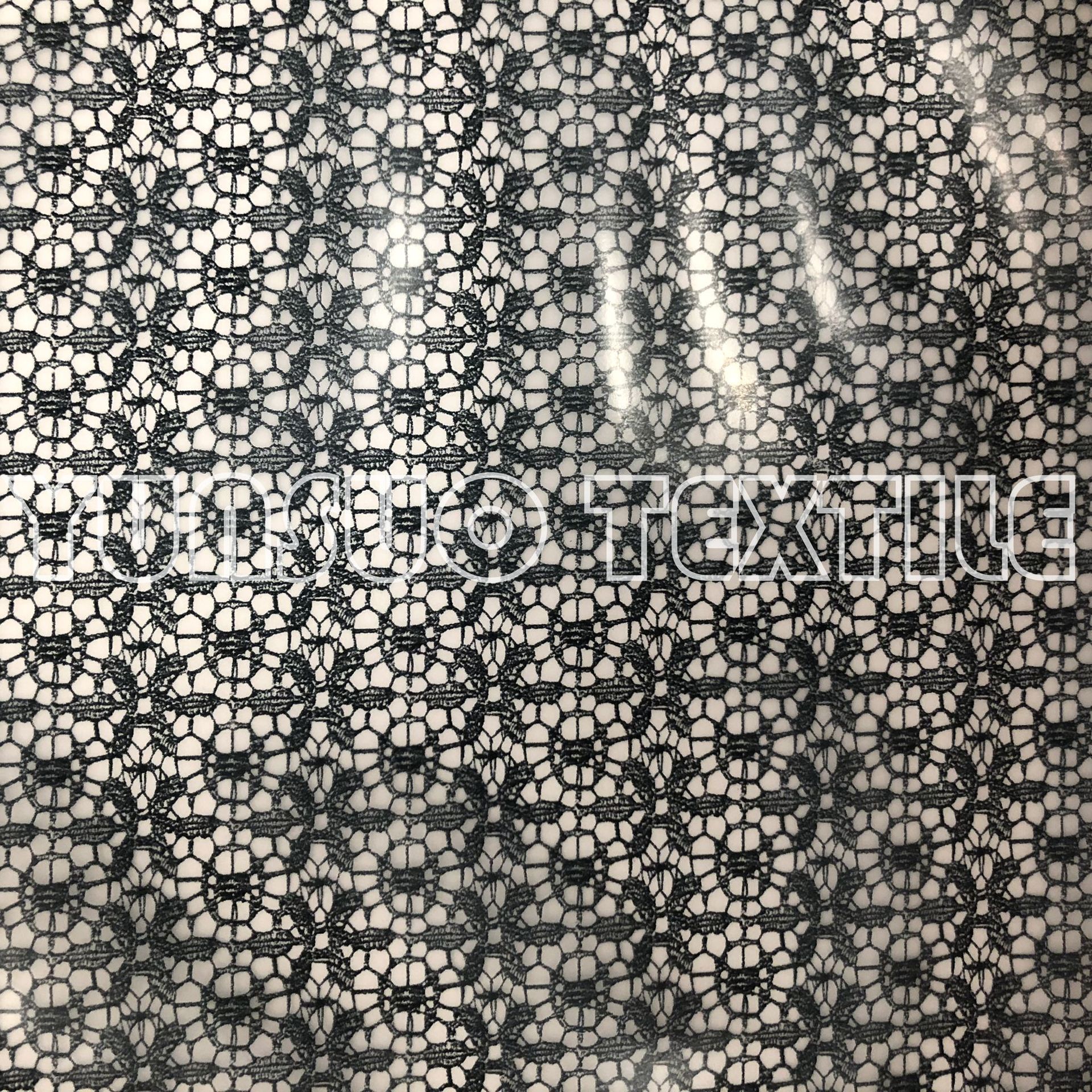 15丝雾面半透明TPU膜 聚氨酯复古印花 欧洲出口 防水雨衣雨伞面料