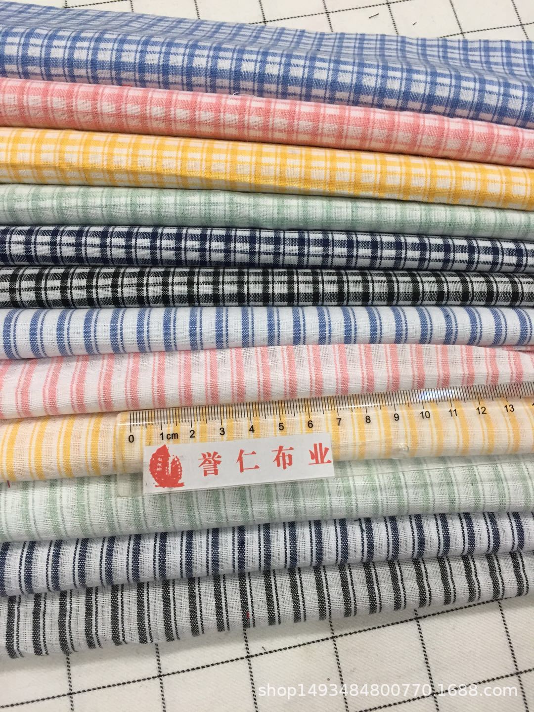 32支色织梭子格子布衬衫面料男装女装衬衫衣服现货供应厂家直销
