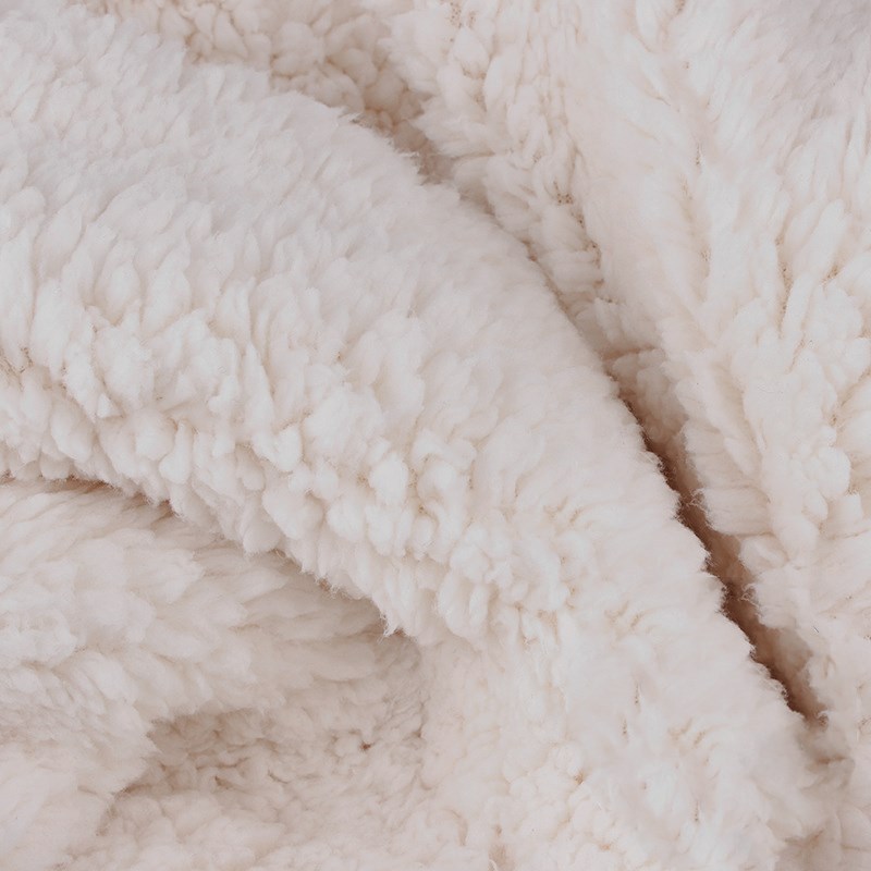 8724071448_1281980231