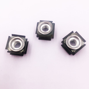 �F�X���P䓷��ι�16*16÷����Ƭ��ĸ���ķ��ι������o���B����ĸ