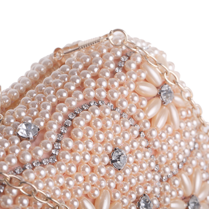 Pearl Banquet Heart-shaped Handbag Small Square Bag display picture 8