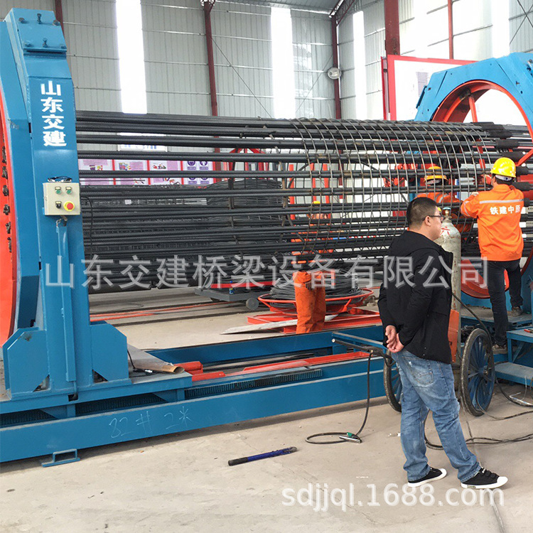 山东厂家直销钢筋笼自动滚焊机 数控钢筋笼成型机多少钱一台 钢筋