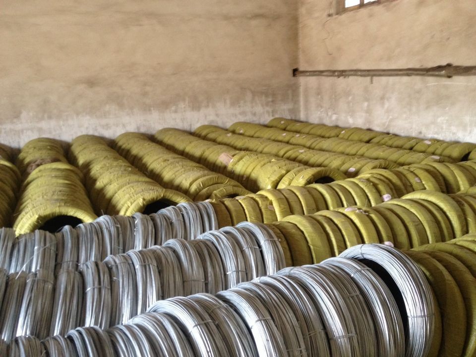 江浙沪厂价直销镀锌，镀铜铁丝，冷拔丝，退火黑丝建筑扎丝