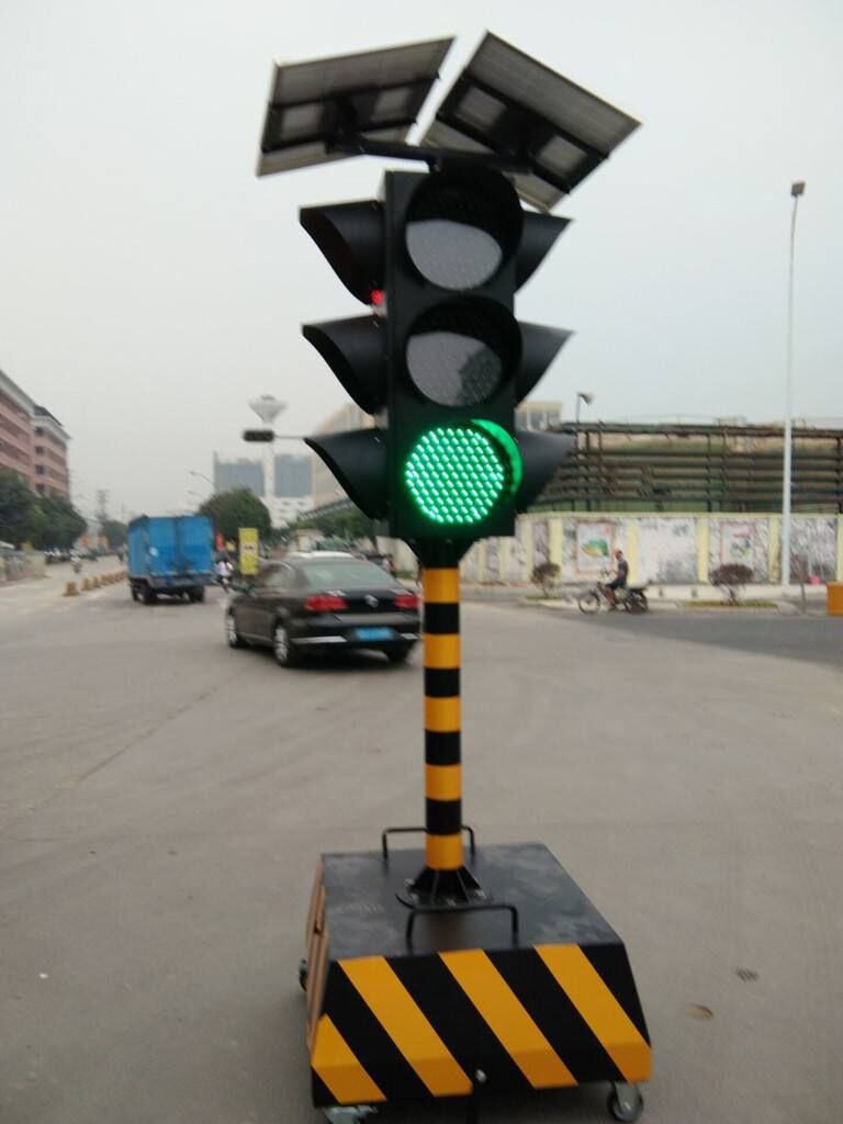 绿色交通信号灯