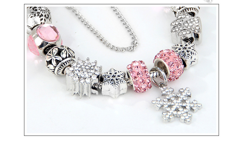 Bracciale di natale con perline e ciondolo fiocco di neve_voghion.com