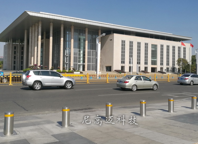 东莞会议大厦雷竞技下载官方版柱案例