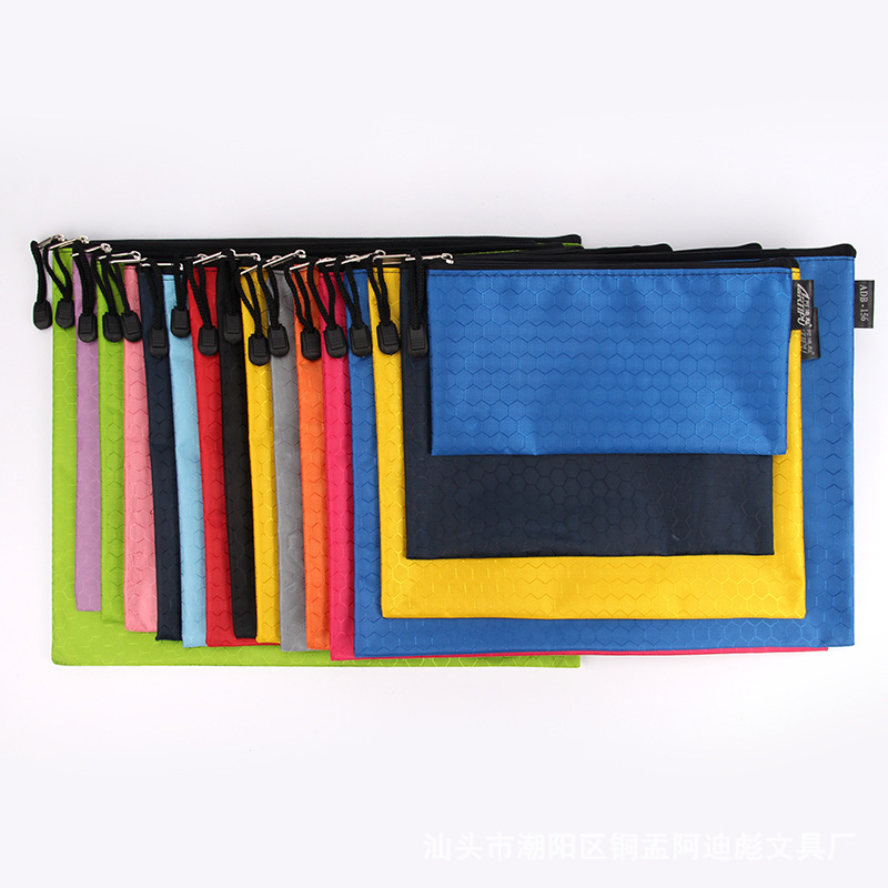 Bolsa de archivo impresión personalizada logotipo imprimible empresa Publicidad A4 patrón de fútbol cremallera lona impermeable bolsa de información