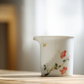 艺虹陶瓷 手绘玉泥陶瓷公道杯 朱瑾迷蝶 白瓷茶具配件分茶器茶海