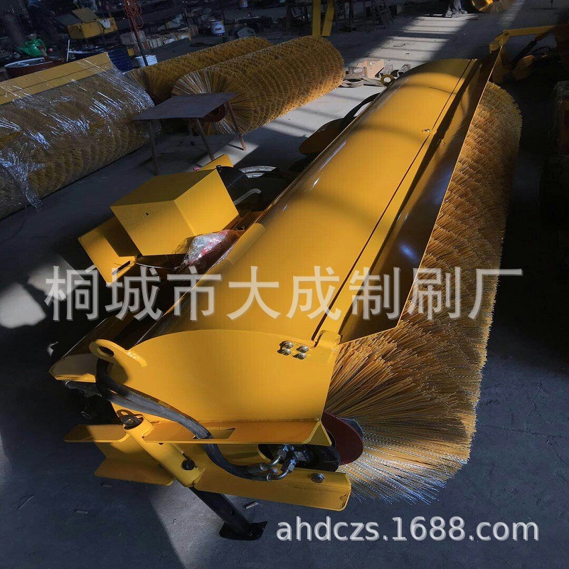 专业供应组合滚扫刷 片刷滚 扫地刷片 液压总成组合式扫雪辊刷