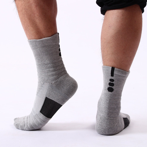 Men's mid-calf sports socks badminton running outdoor elite socks brushed socks sweat-absorbent non-slip basketball socks wholesale
