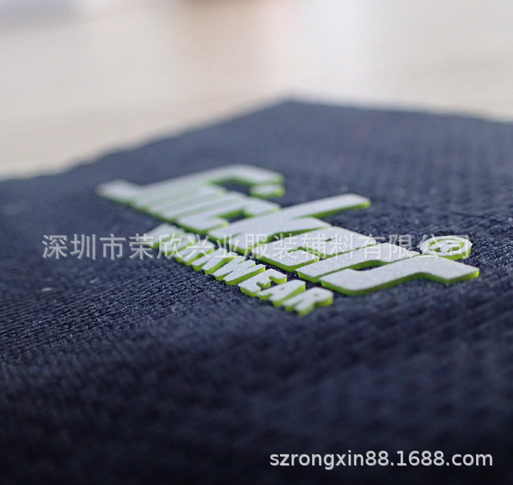 刻字反光PU转印标 切割反光转印标 彩色反光 高亮反光热转印商标