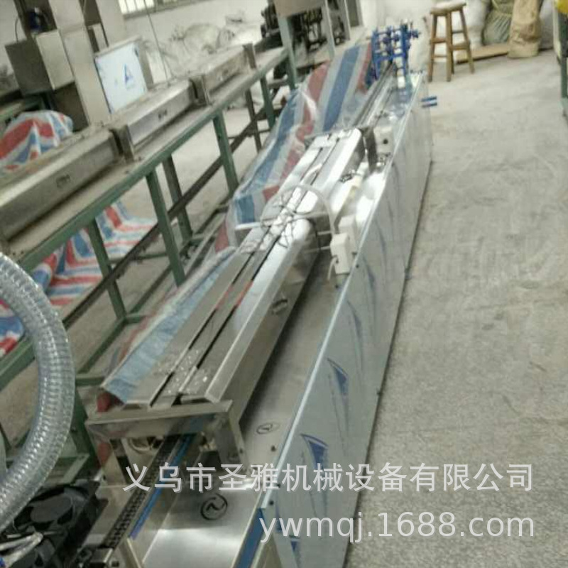 自动棉签包装机 (1)