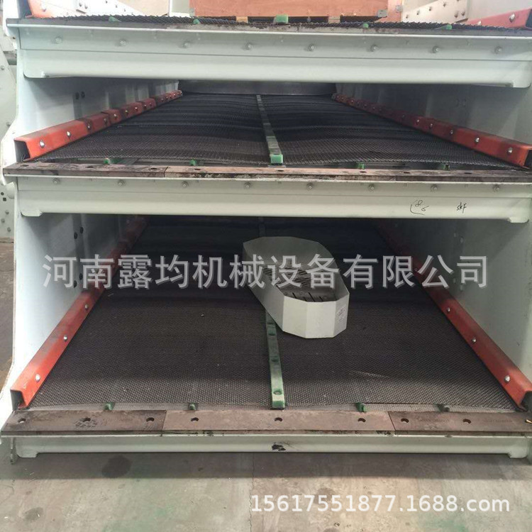 Electric linear sand sieving machine for sand field Large stone vibrating sieving machine Pebble sieving vibrating screen