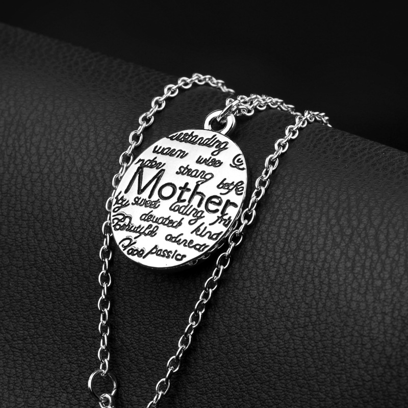 New Fashion Mother Holiday Gift Mother Round Letter Necklace Female Clavicle Chain Wholesale display picture 10