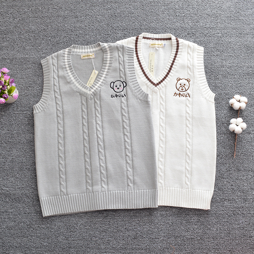 日系软妹小熊jk情侣毛衣学院英伦风JK制服刺绣V领男女背心毛衣