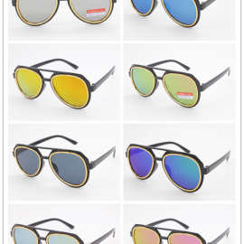 2019 儿童新款摆酷太阳镜，有现货，6色混