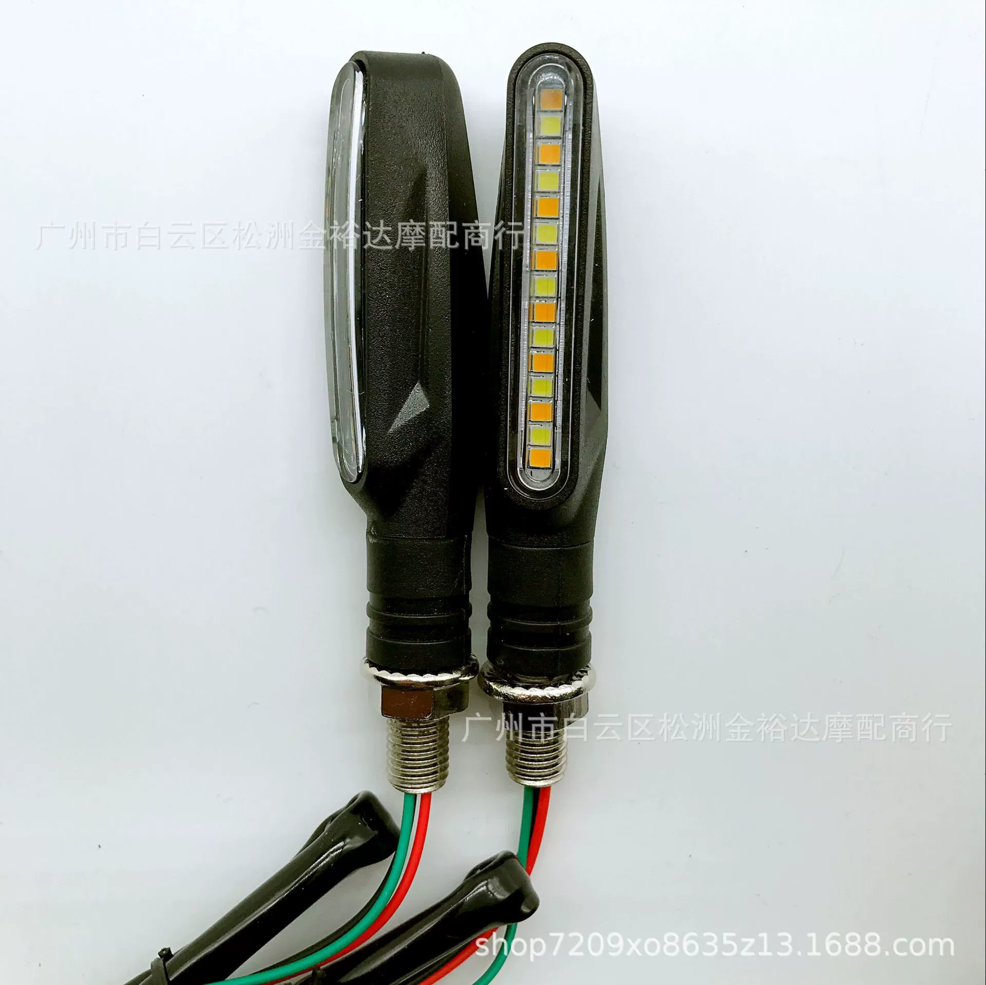 Внедорожник мотоцикл модифицированный светодиодный поворотник одно слово двухцветный ходовой поворотник 12 В лошадь ходовой поворотник