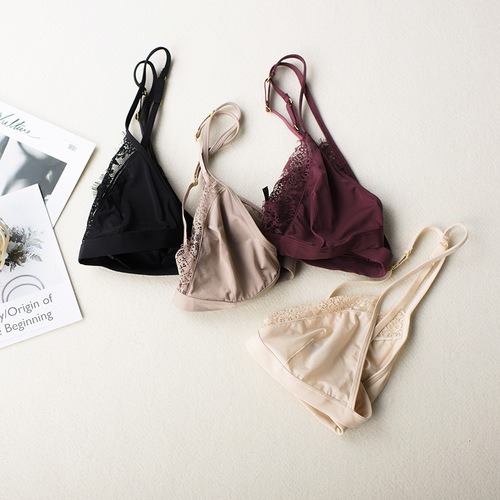 Wire-free silky fabric lace comfortable large size sexy nightclub bikini bra French style without inserts summer