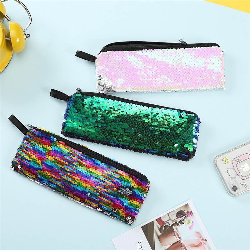 Women's Small Polyester Stripe Fashion Pillow Shape Zipper Cosmetic Bag display picture 1