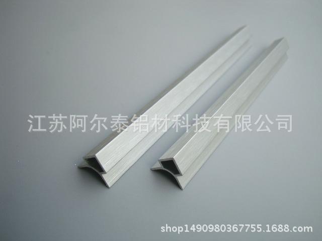 提供工业铝型材挤压加工 表面拉丝亮银处理