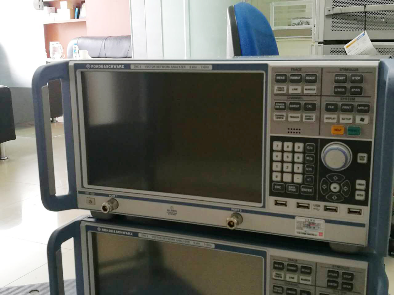 二手德国罗德与施瓦茨R&S  ZNC3网络分析仪 价格需电议