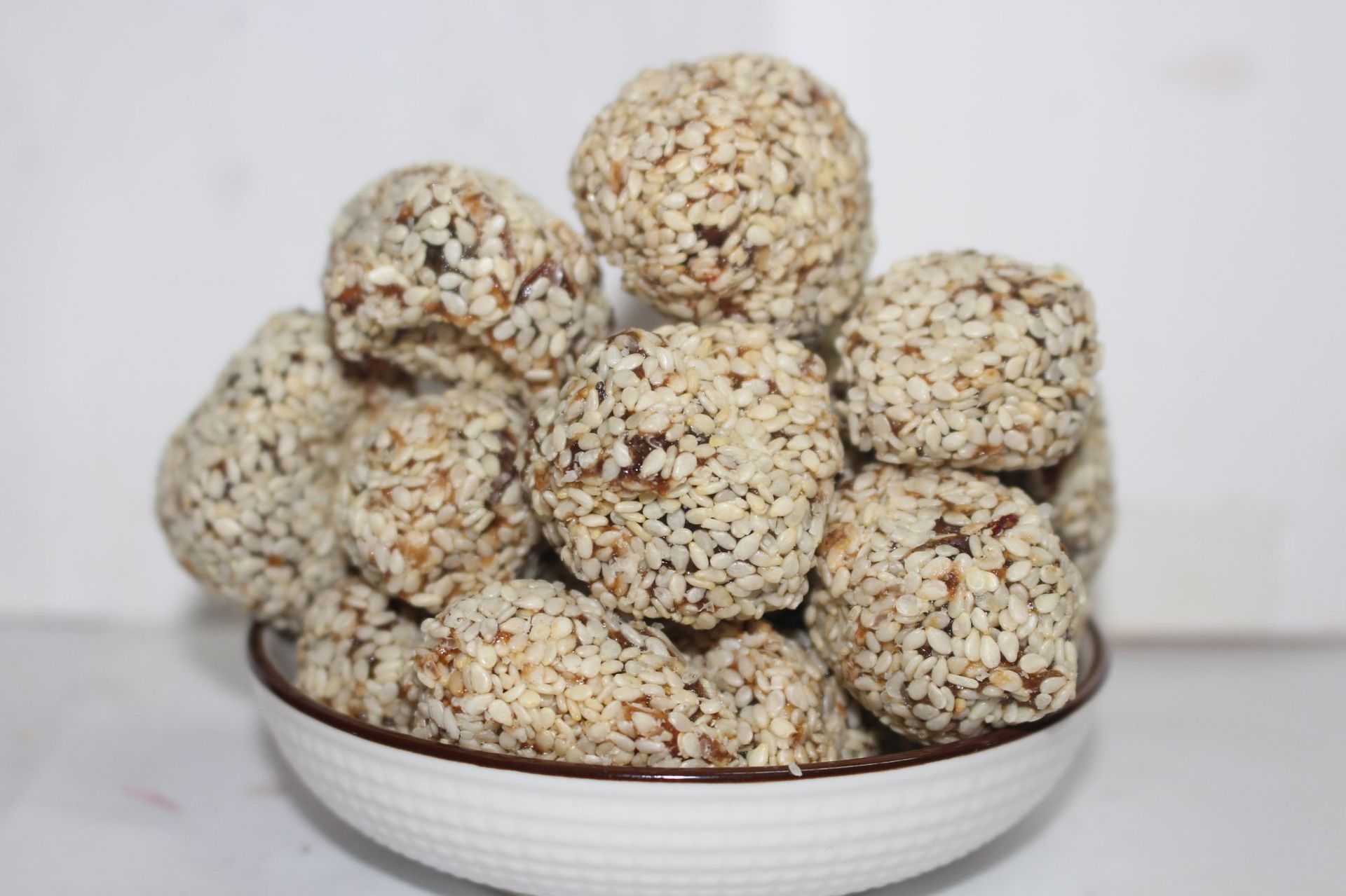 只卖好货 湖南特产 精品芝麻酸枣粒 酸甜麻香 5斤/包 厂家直销